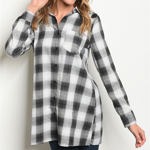 BLACK BUTTON DOWN PLAIN TUNIC TOP! - Picture 2 of 5